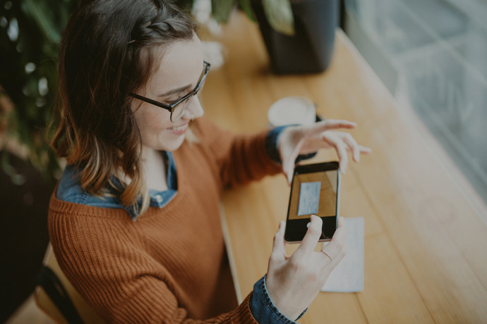 Taking a photo of a check with a smart phone