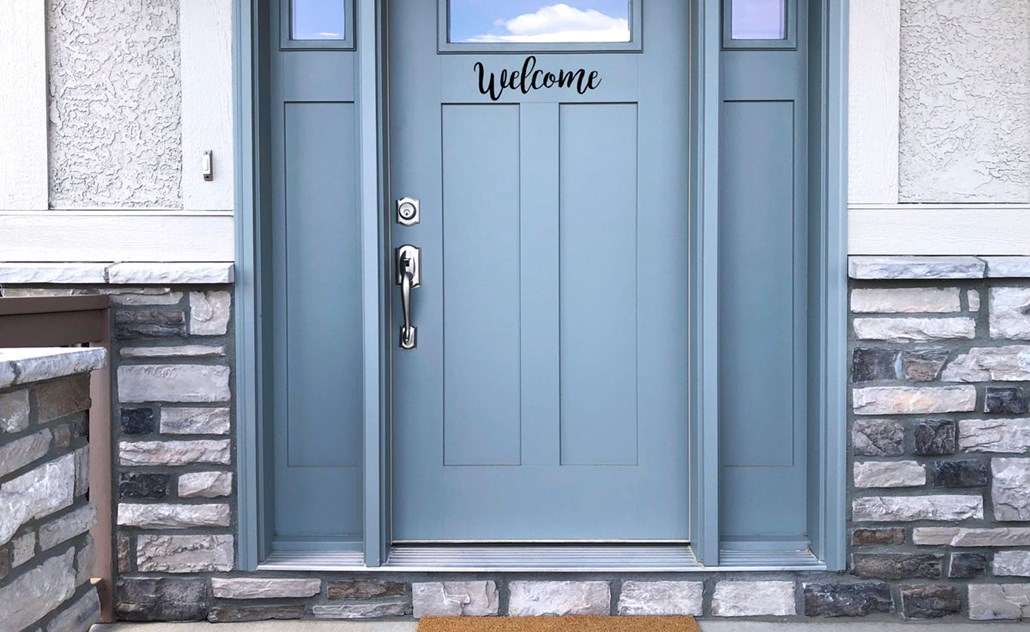 Сток дверей. Двери Сток. Добро пожаловать на входную дверь. Neo Classic Blue Door. Blue Door.